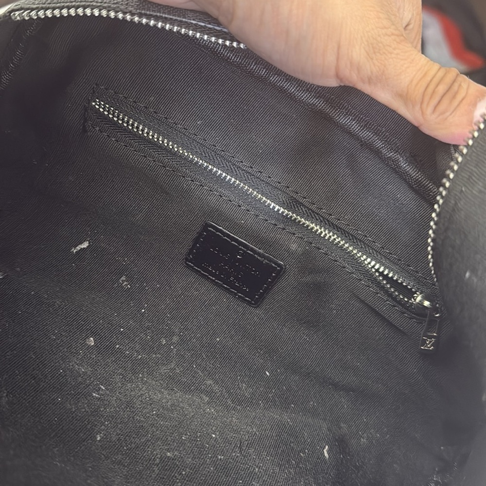 Louis Vuitton Damier Graphite Toiletry Bag Black and Gray - Picture 6 of 6